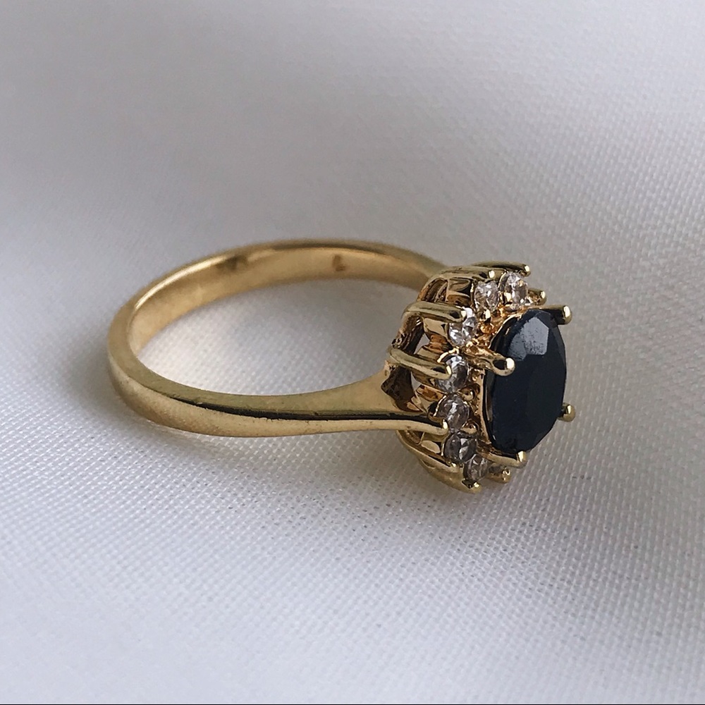 Black Stone Oval Ring with Halo Size 7 - Picture 10 of 14